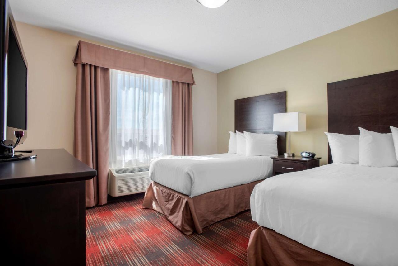 Best Western Plus Red Deer Inn & Suite Exterior photo
