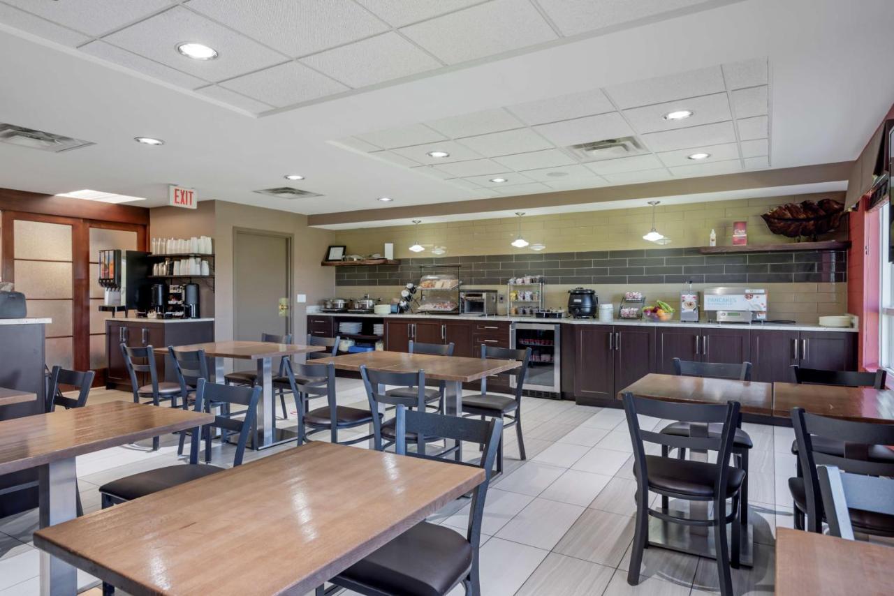 Best Western Plus Red Deer Inn & Suite Exterior photo